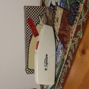 Vintage Wards Signature Cordless Electric Scissors 16-6990 in Box *WORKS*